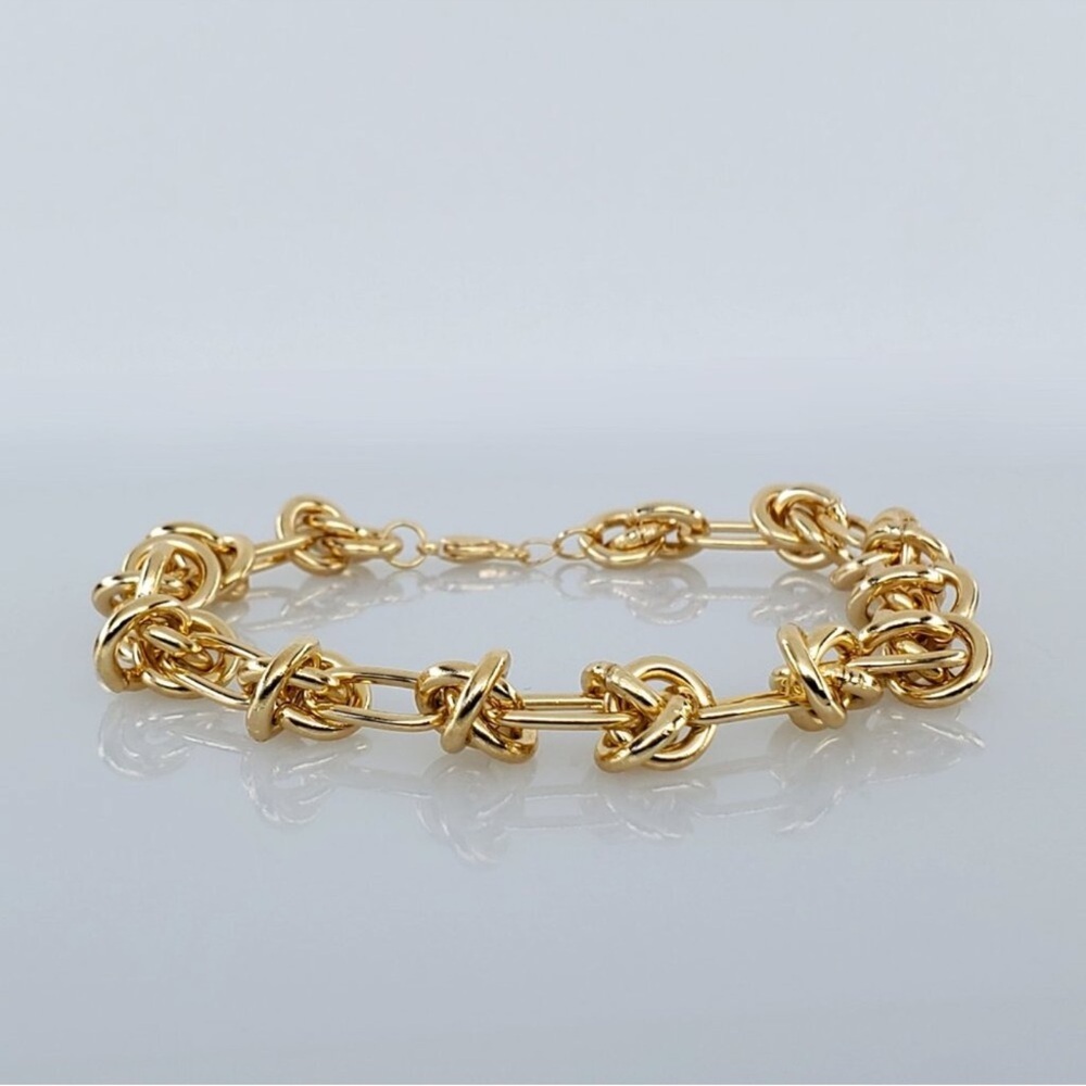 New 18K Gold Knot Link Bracelet plated Stainless Steel - Picture 2 of 6